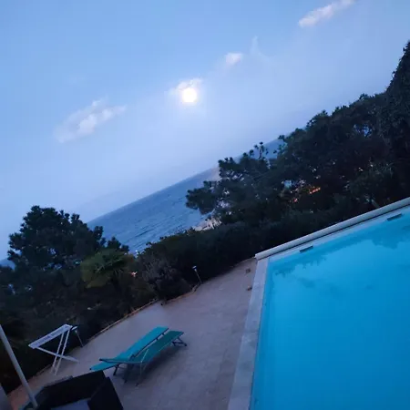 Stella Villa